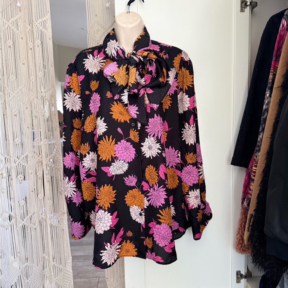 Ann Taylor Black Floral Bow-Tie Blouse with Pink & Orange Flowers